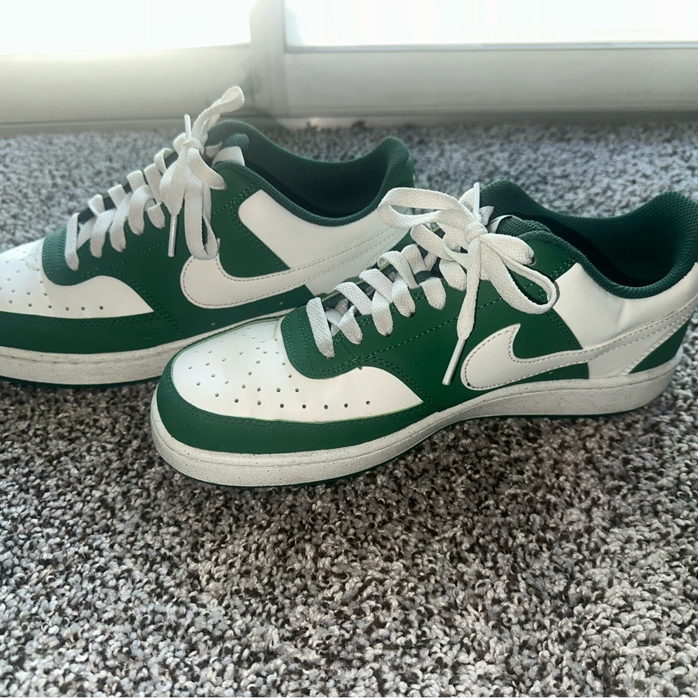 Nike Court Vision Low sneakers in a white and dark green